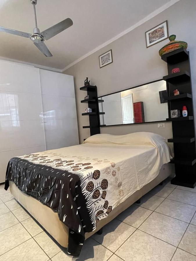 Dora's House Apartment